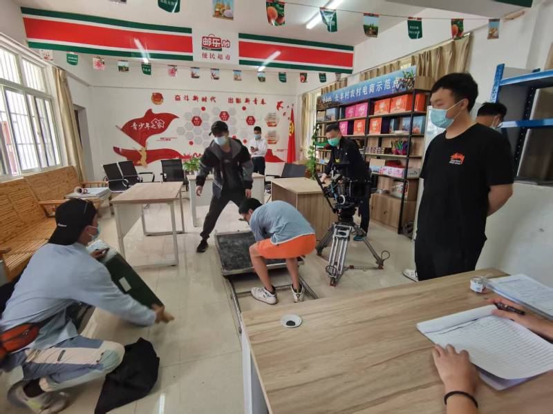 追星女孩心理学分析报告：天台县广告片拍摄公司揭秘饭圈应援式传播逻辑